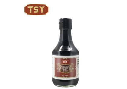 هل تختلف صلصة الصويا الداكنة عن صلصة الصويا العادية؟